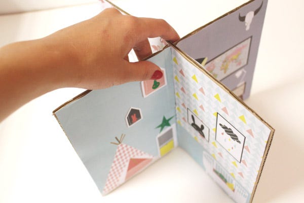 Casita de muñecas plegable