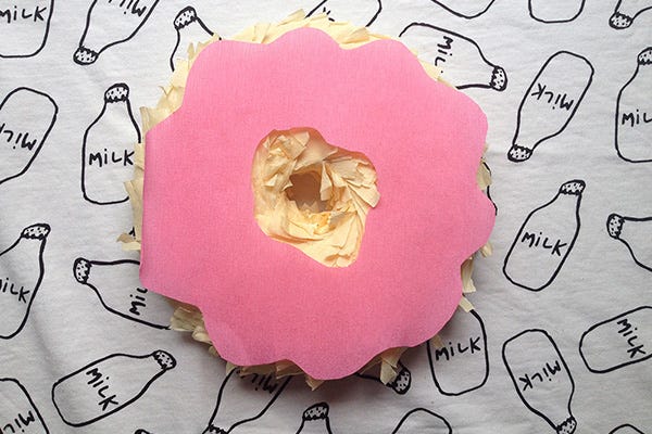 DIY Piñata donut