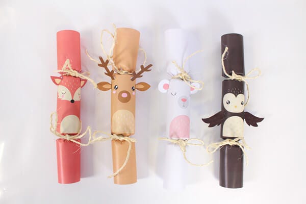 Plantillas descargables de crackers navideños.